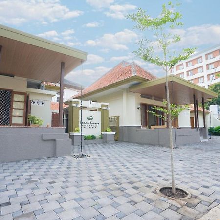 Yuwono Hotel & Villa Malioboro Yogyakarta Exterior photo